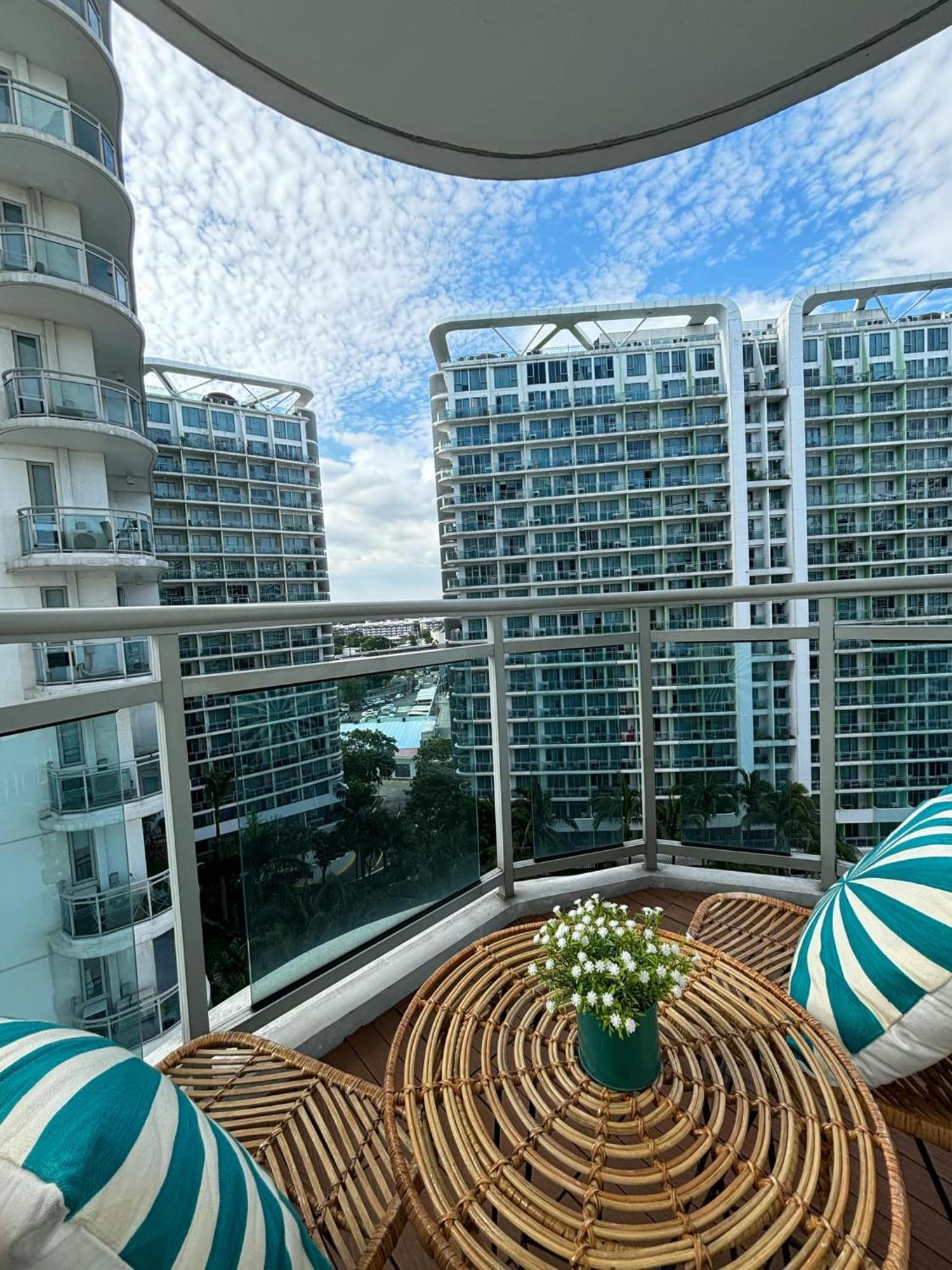 Holiday Escape Philippines Manila Zewnętrze zdjęcie